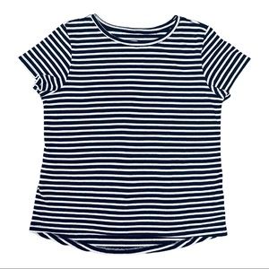 Girls Old Navy T-shirt